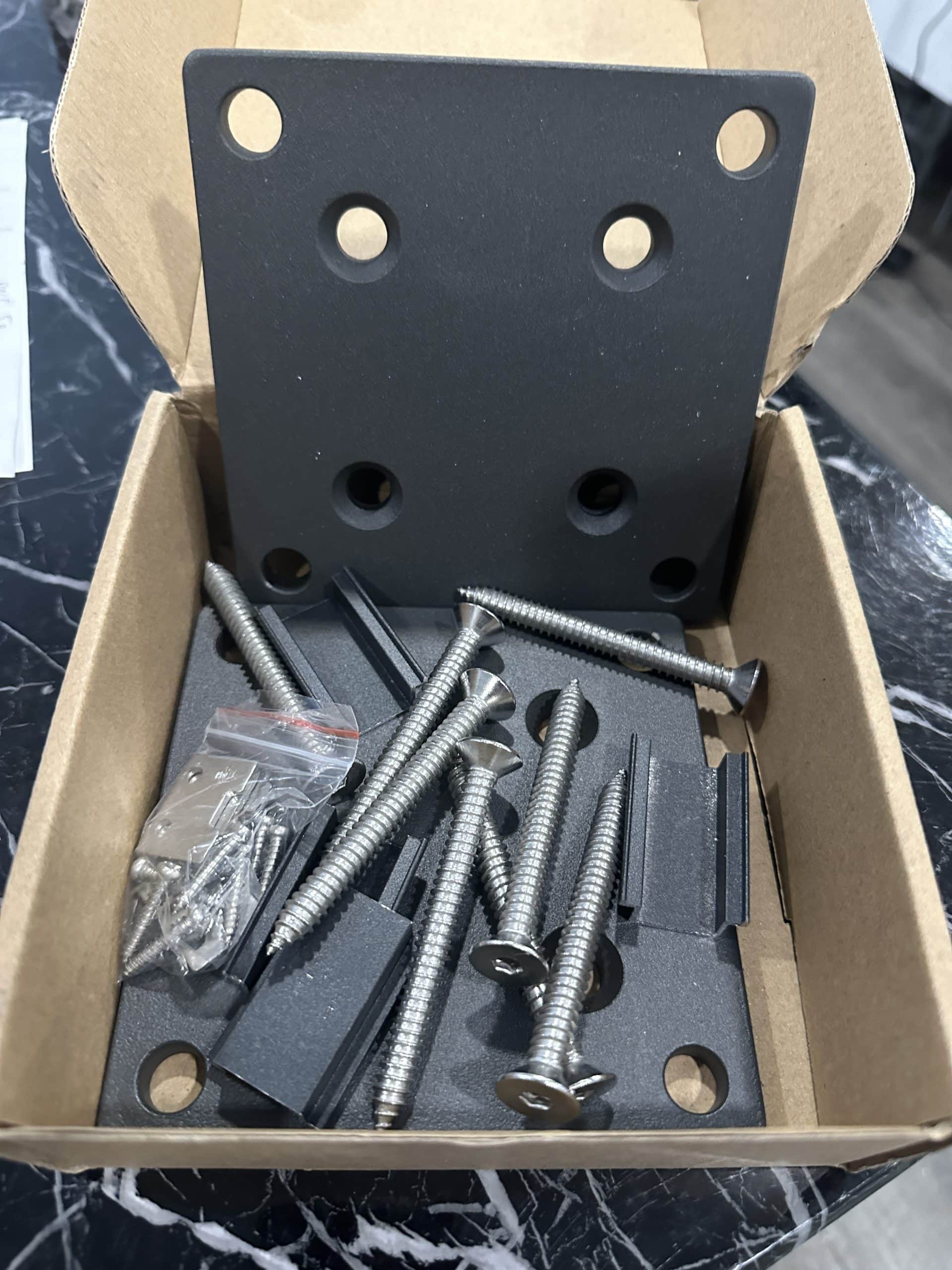 base plate Base Plate + Screws - Image 1